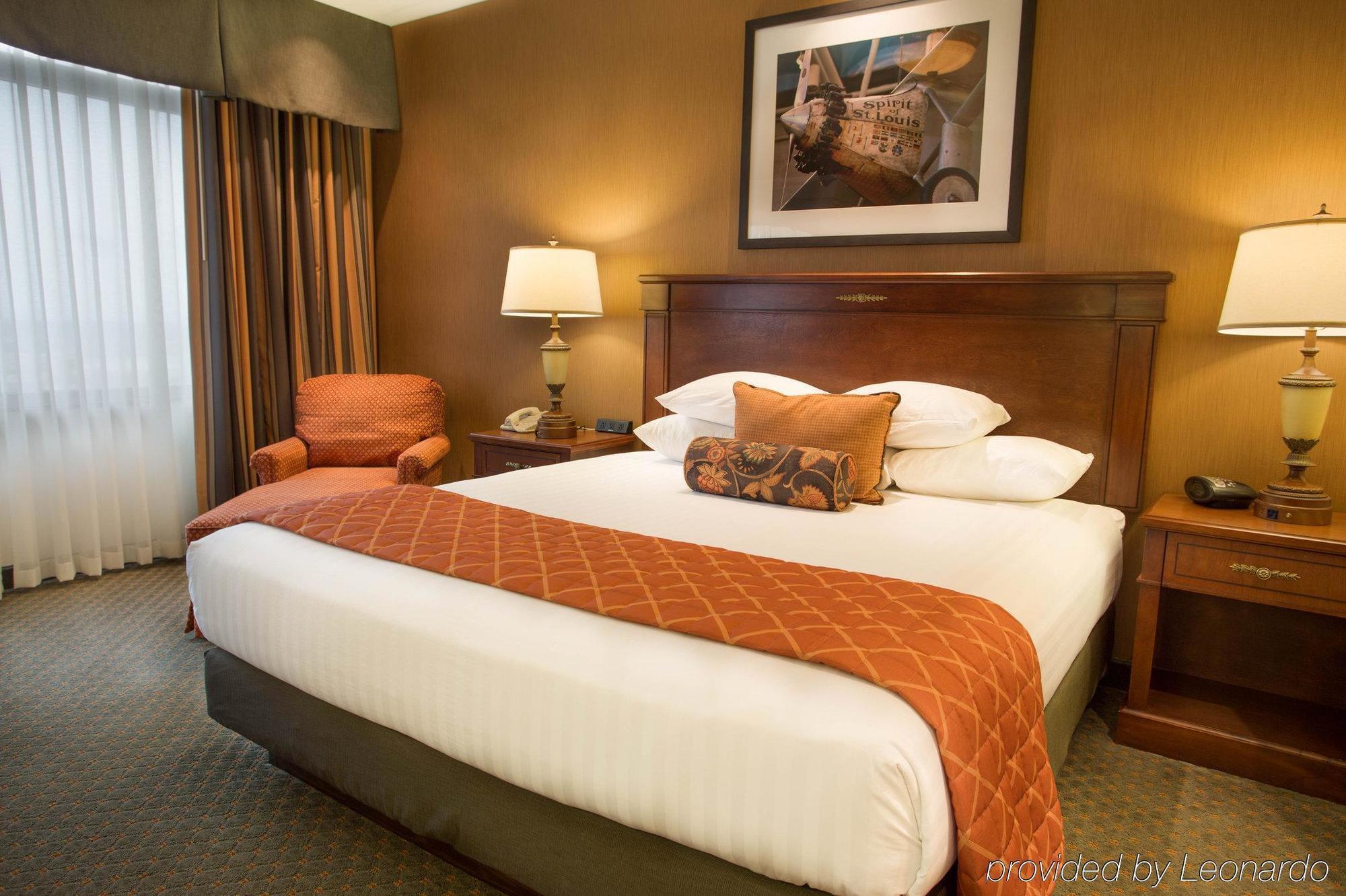 Drury Plaza Hotel St. Louis Chesterfield Esterno foto